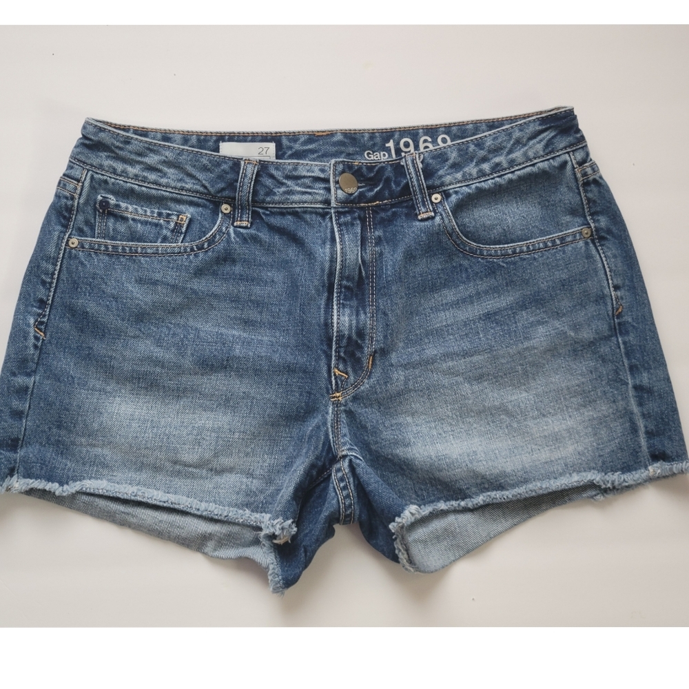 GAP Denim Frey Jeans Shorts Size 27 Slim Cut